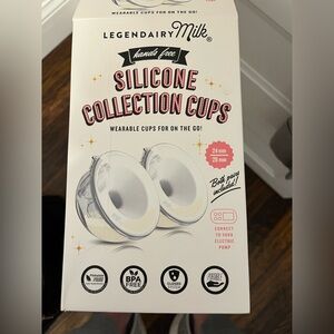 Legendairy Silicone collection cups- Never used, box open
